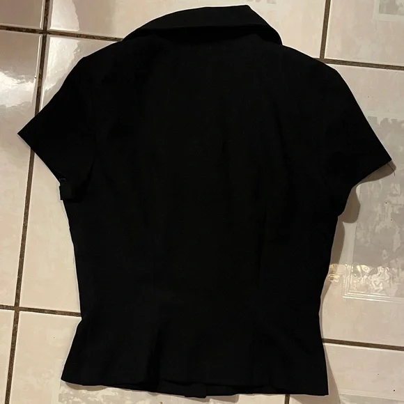 Vintage XOXO Elegant Black Blazer with Silver Accents - Picture 4 of 4